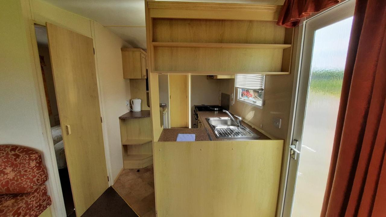 Villa Grey Alders Carmarthen Esterno foto