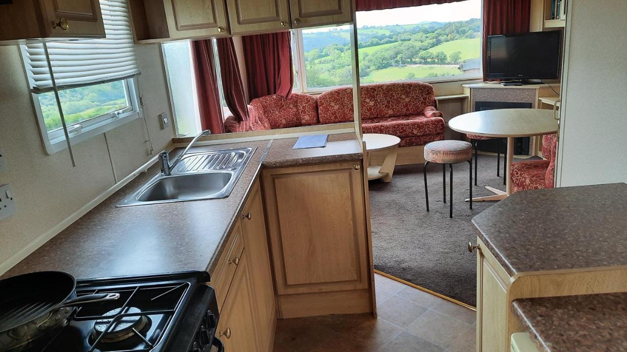 Villa Grey Alders Carmarthen Esterno foto